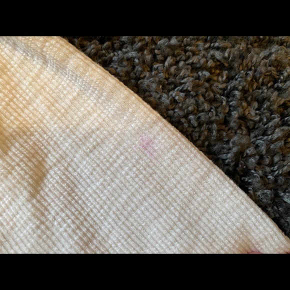 White off the shoulder top with buttons - Picture 4 of 4